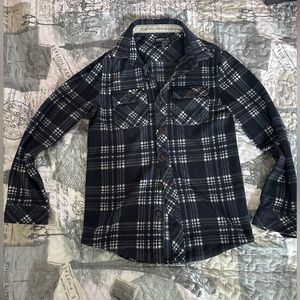 ❤️BUNDLE buy 3 get 15% OFF❤️
O’Neill Flannel Long Sleeves Button Shirt